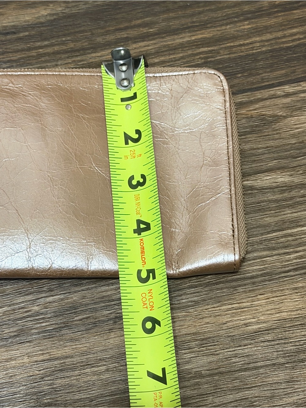 HOBO Leather Crossbody Wristlet Pouch Taupe/Gold Blush Studded Minimalist Bag - Picture 11 of 12